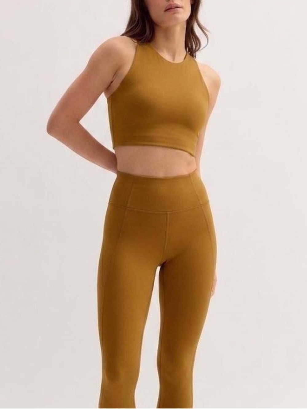 Girlfriend Collective Dylan Tank Sports Bra in Mustard Merigold Camel Gym Yoga S
